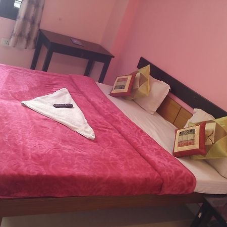 نيودلهي Yatri Guest House المظهر الخارجي الصورة