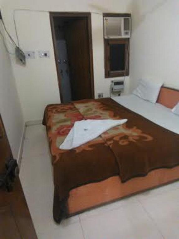 نيودلهي Yatri Guest House الغرفة الصورة